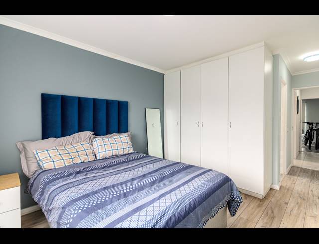 2 BEDROOM APARTMENT FOR SALE IN CENTURY CITY